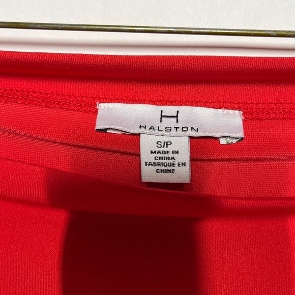 H by Halston Off the Shoulder Elastic Shoulder Top in Red S NWOT - Picture 6 of 8